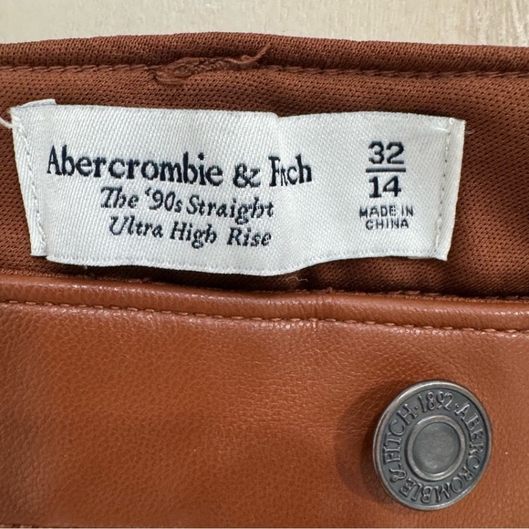 Abercrombie & Fitch The 90s Straight Ultra High Rise Faux Leather Pants Brown 14 - Picture 7 of 15